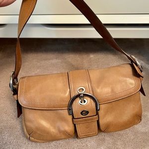 Vintage COACH handbag - Tan